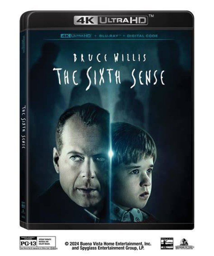 Bruce Willis in The Sixth Sense: A Surprising Connection?