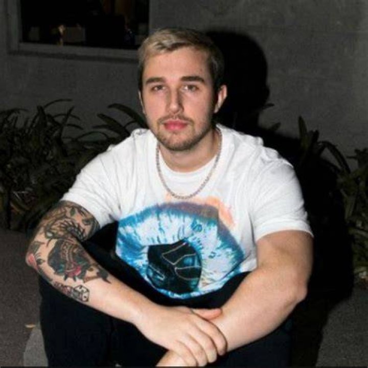 Christopher Comstock: The Journey of an Influential Electronic Music Producer