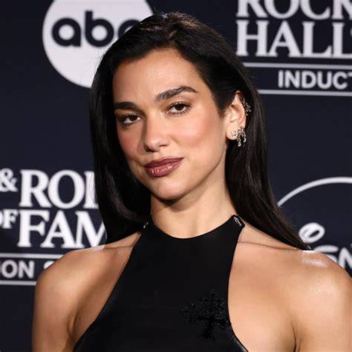 Dua Lipa's Daughter: Age Revealed!