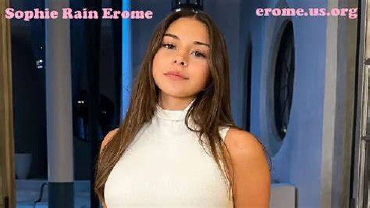 Erome Lela Sohna: A Rising Star in the Music Industry
