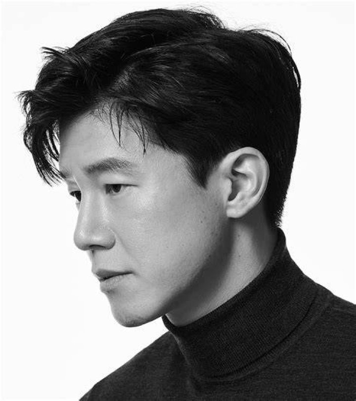Exploring the Life and Achievements of Mu-Yeol Kim: A Comprehensive Biography