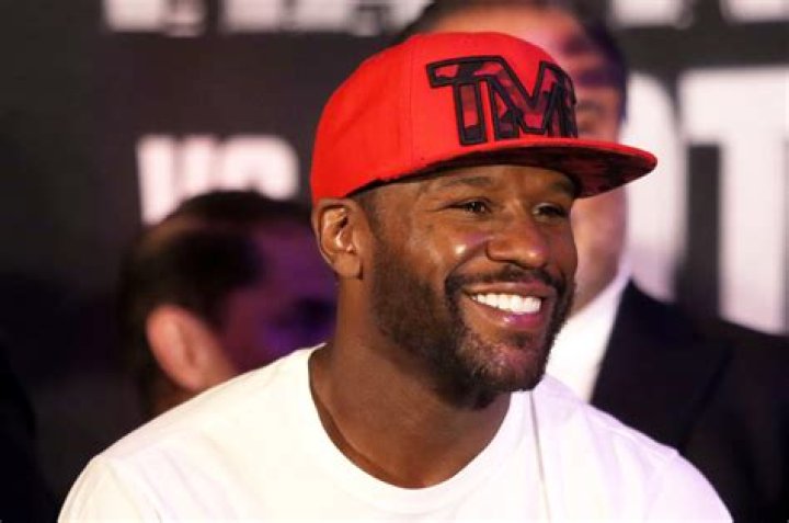 Floyd Mayweather: Read His Story & More!