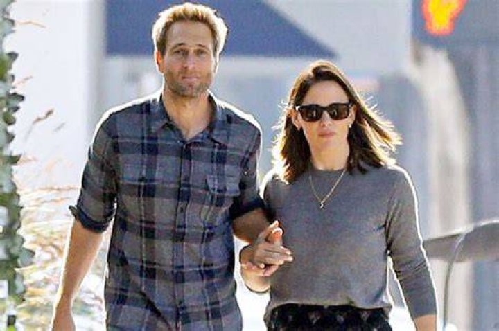 James & Jennifer Garner: A Look at Their Relationship and Careers