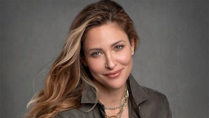 Jill Wagner Related to Robert Wagner: Exploring the Family Connection