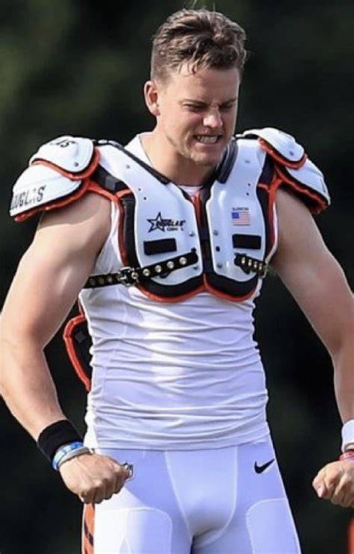 Joe Burrow Shirtless: A Comprehensive Look at the Quarterback&rsquo;s Fitness Journey