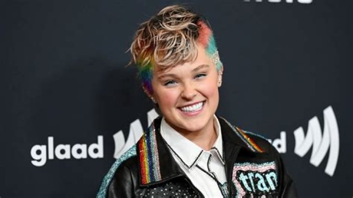 JoJo Siwa Engaged: The Exciting Journey of Love and Self-Discovery