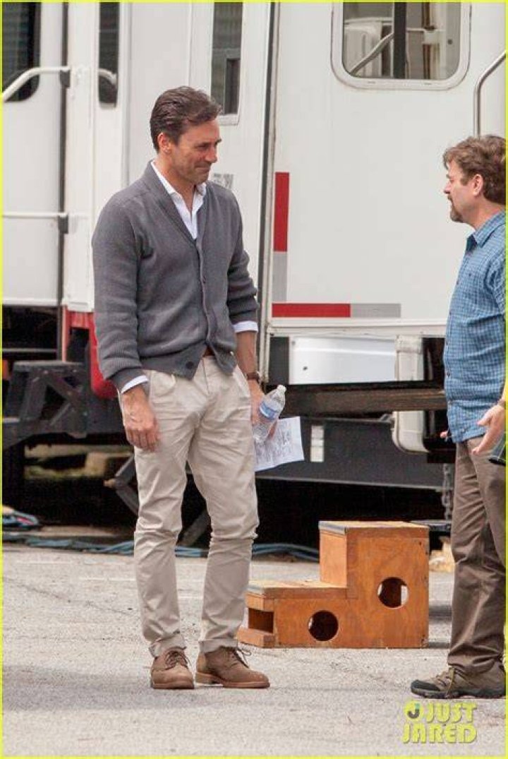 Jon Hamm Bulge: The Ultimate Guide to Understanding and Addressing the Issue