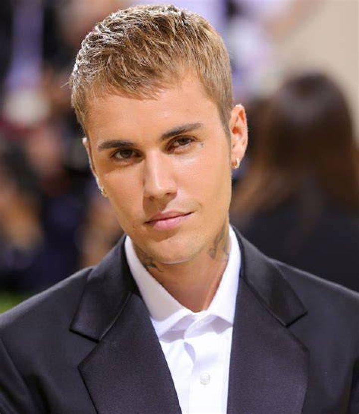 Justin Bieber's Childhood: From Humble Beginnings to Global Stardom