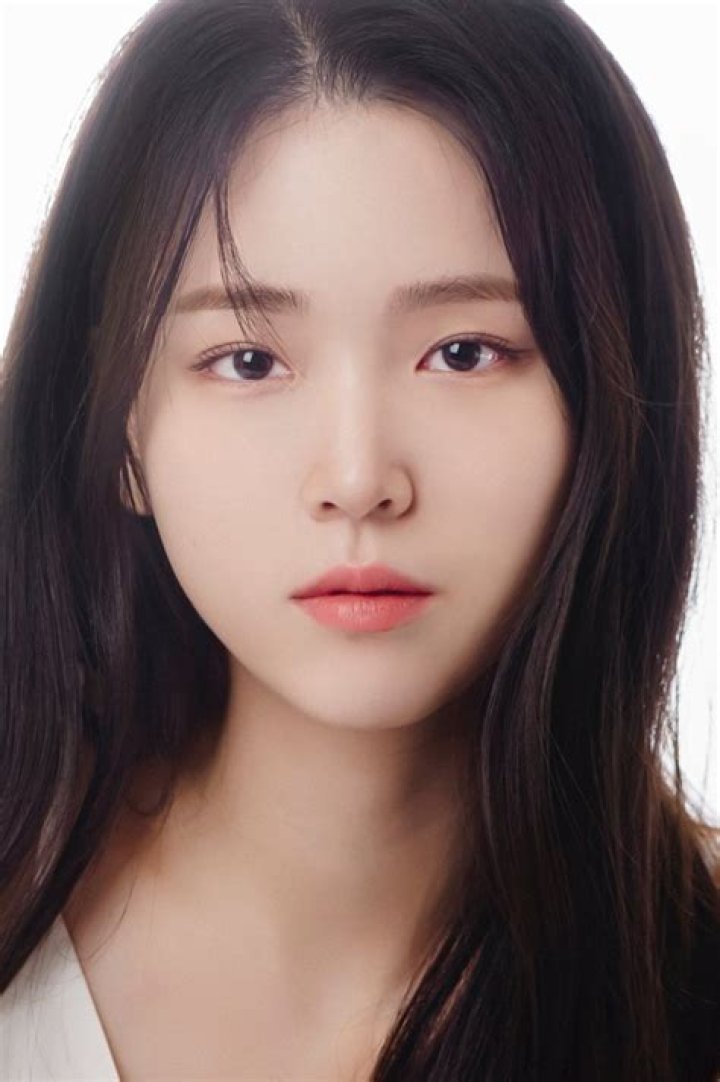 Kim Jieun: Unveiling the Talented South Korean Actress