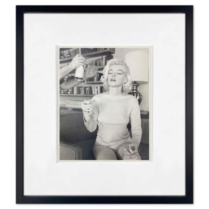 Marilyn Monroe's Last Photoshoot: Unveiling the Iconic Legacy