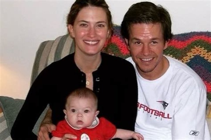 Mark Wahlberg's Wife: All You Need to Know