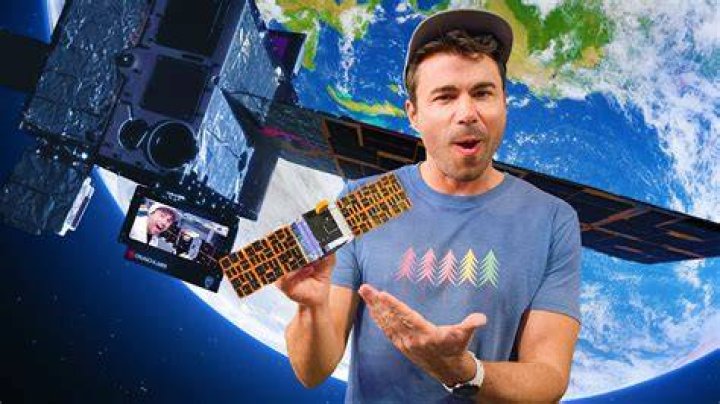 NASA Mark Rober: Space & Science Fun!