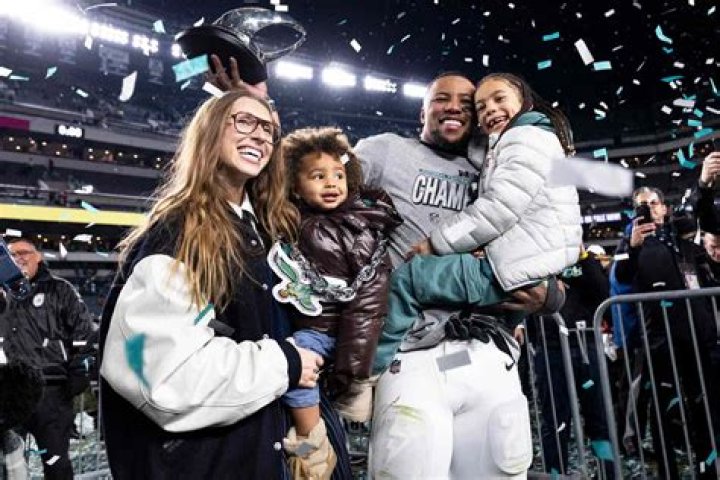 Saquon Barkley's Girlfriend: A Comprehensive Look into Reddit Discussions