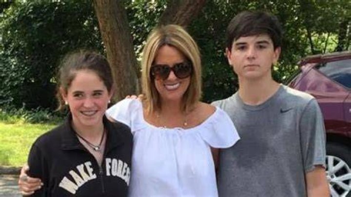 Sean Hannity's First Wife and Kids: A Comprehensive Look into His Personal Life