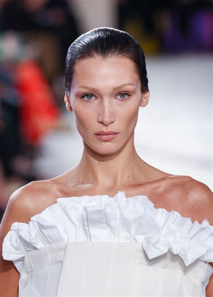 What Body Type is Bella Hadid? Discover the Secrets Behind Her Iconic Figure