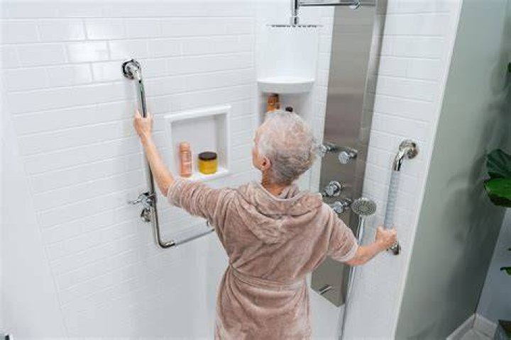 What is the Shower Salt Trick for Men? Unlock the Secrets to Better Grooming