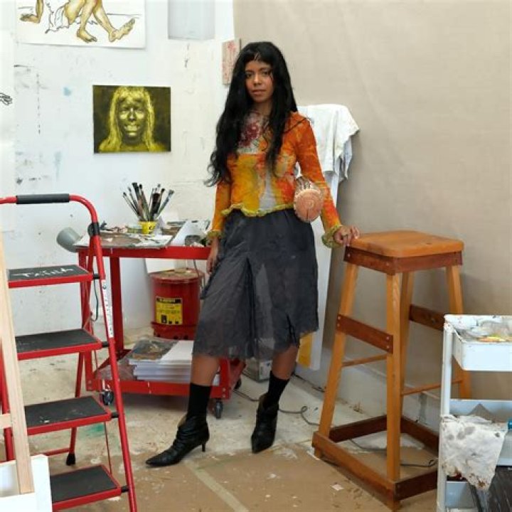 Whitney Alford: Artist & Influencer