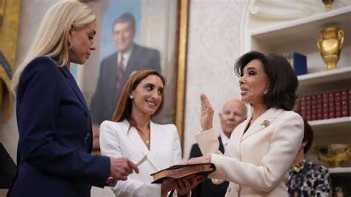 Who Was Judge Jeanine Married To? Unveiling the Life and Relationships of a Legal Icon