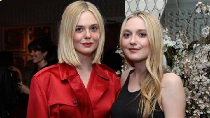 Youthful Maturity: Despite Starting Her Acting Career at a Young Age, Elle Fanning Shines with Grace and Wisdom